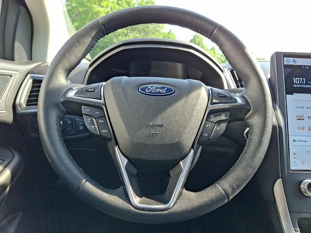 used 2022 Ford Edge car, priced at $24,995