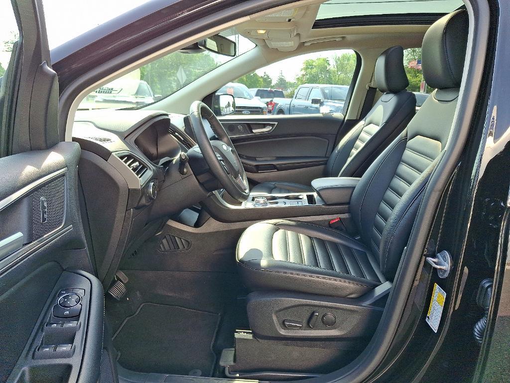 used 2022 Ford Edge car, priced at $24,995