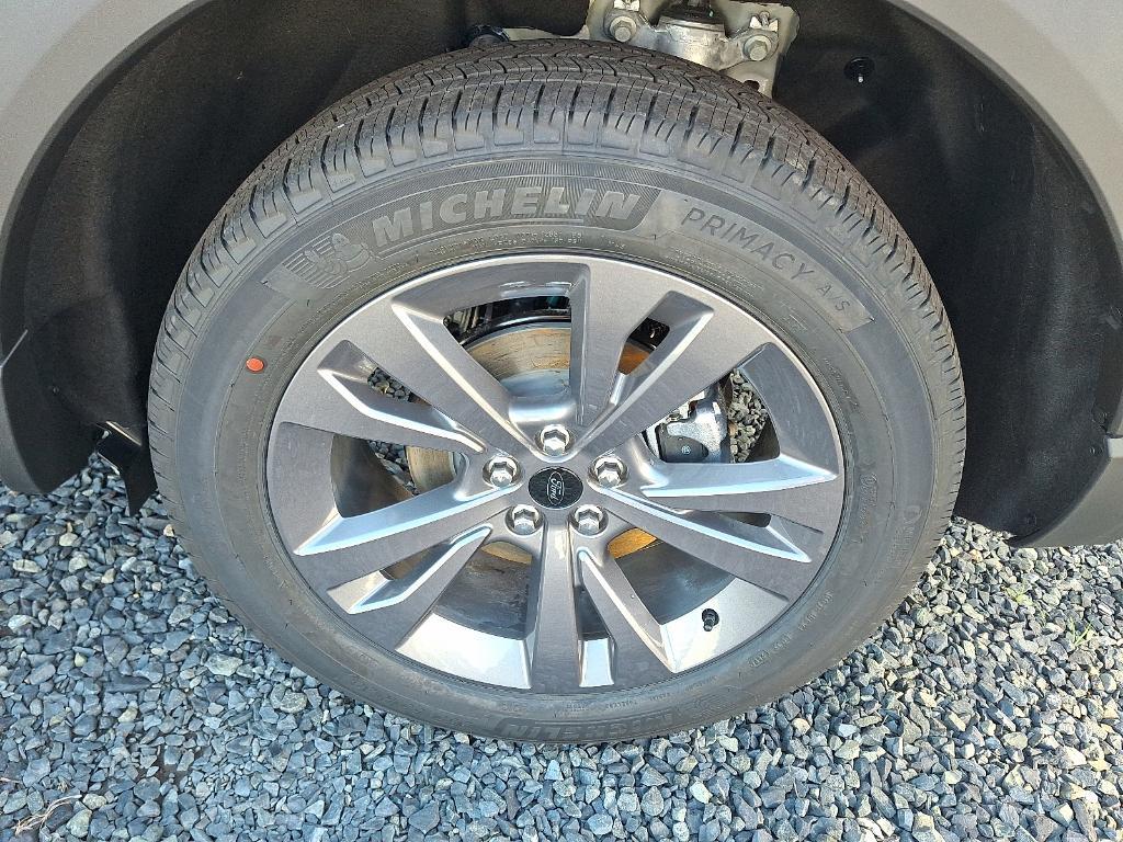new 2025 Ford Explorer car, priced at $50,970