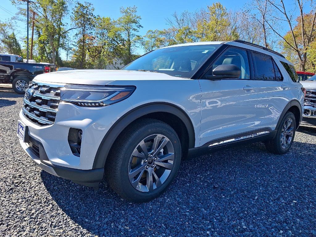 new 2025 Ford Explorer car, priced at $50,970