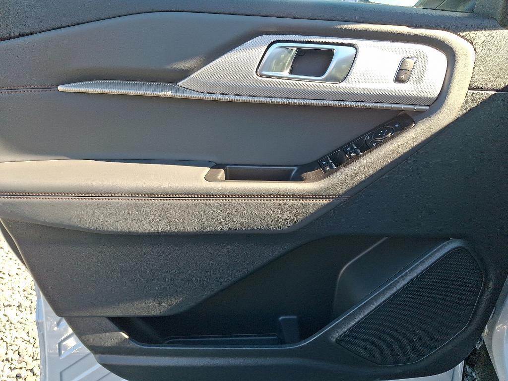 new 2025 Ford Explorer car, priced at $50,970