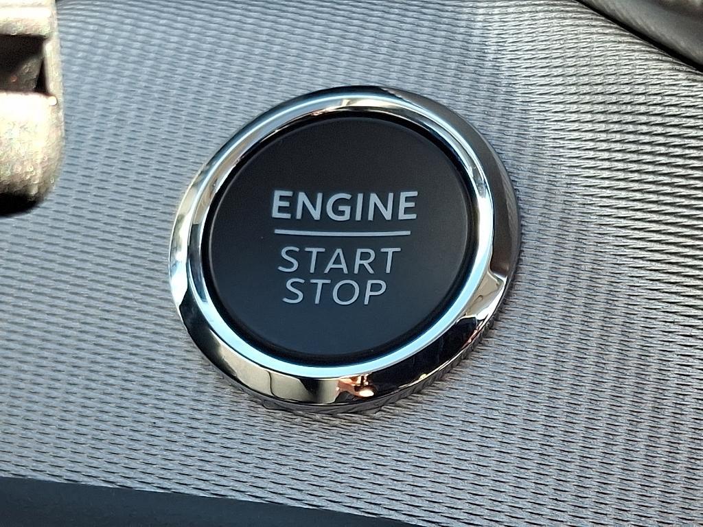 new 2025 Ford Explorer car, priced at $50,970