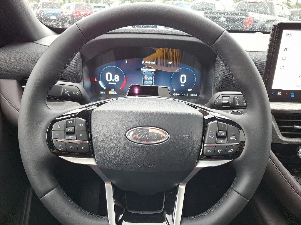 new 2025 Ford Explorer car, priced at $61,600