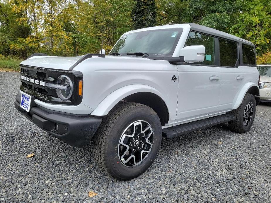 new 2024 Ford Bronco car, priced at $54,915