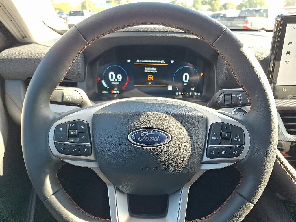new 2025 Ford Explorer car, priced at $50,915