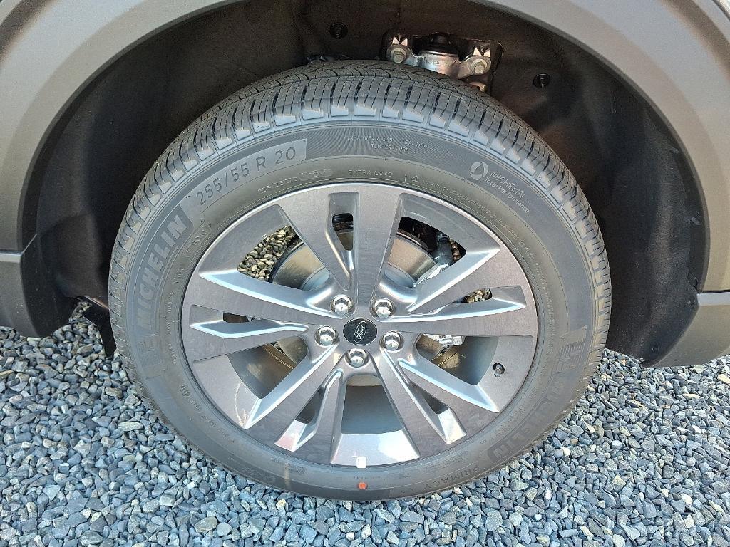 new 2025 Ford Explorer car, priced at $50,915