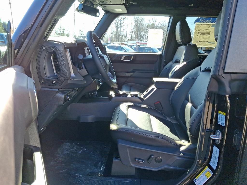 new 2025 Ford Bronco car, priced at $54,965