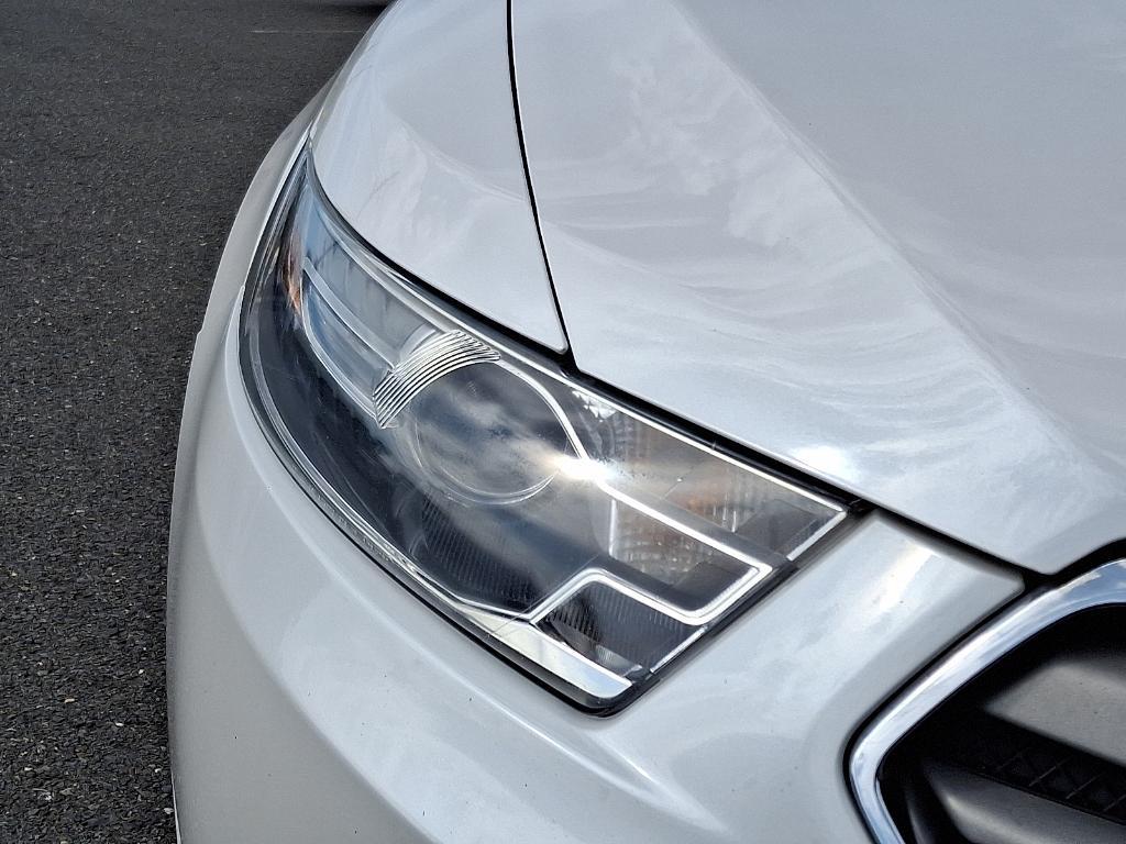 used 2013 Ford Taurus car, priced at $9,995