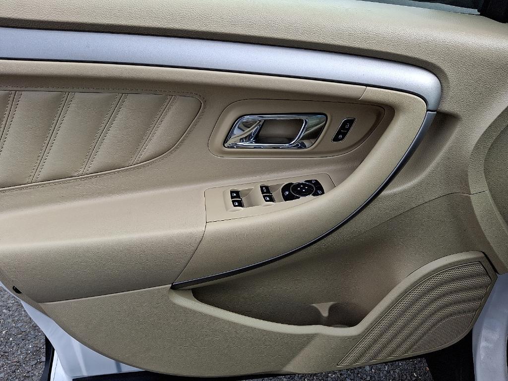used 2013 Ford Taurus car, priced at $9,995