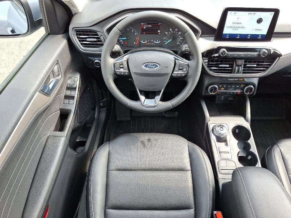used 2022 Ford Escape car, priced at $25,995