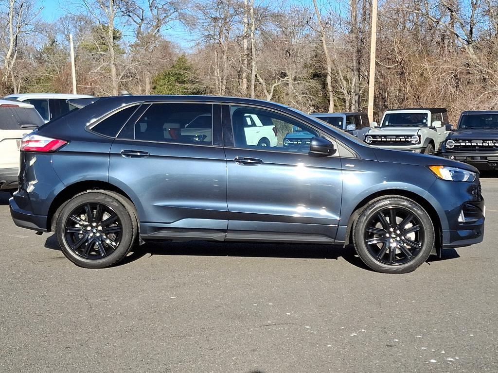 used 2022 Ford Edge car, priced at $31,995