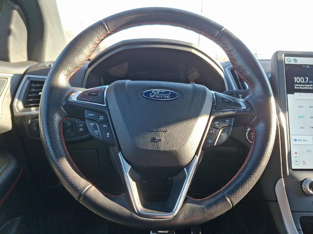 used 2022 Ford Edge car, priced at $31,995