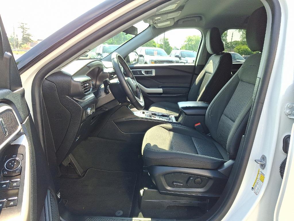 used 2022 Ford Explorer car, priced at $29,995