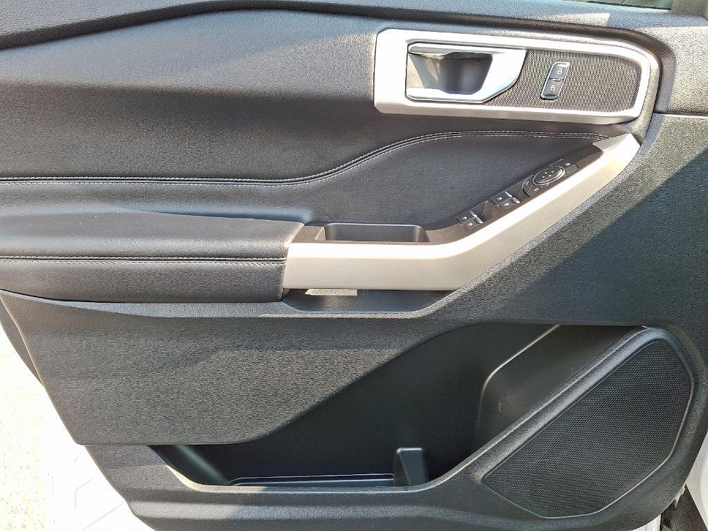 used 2022 Ford Explorer car, priced at $29,995
