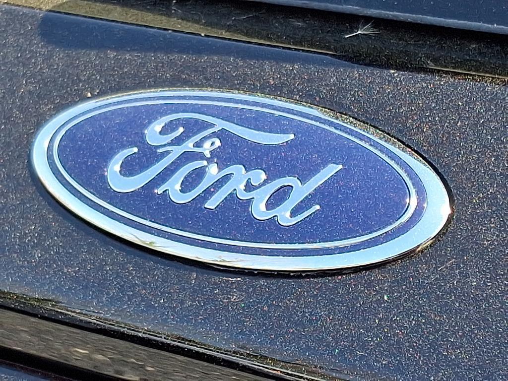 new 2025 Ford Explorer car, priced at $50,105