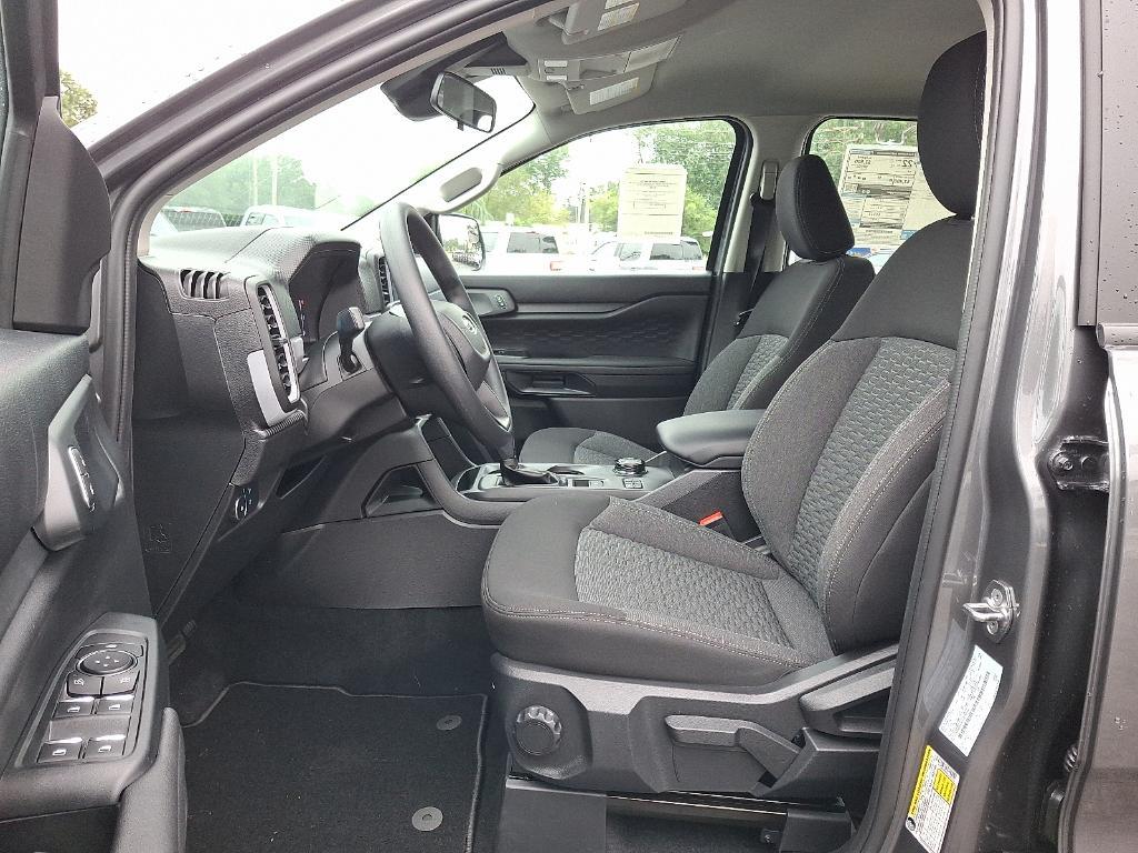 new 2025 Ford Ranger car, priced at $40,200