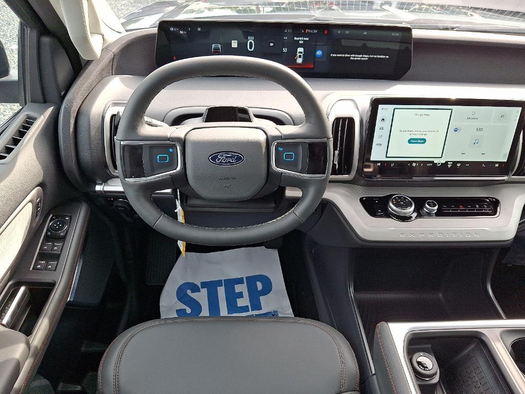 new 2025 Ford Expedition car, priced at $73,465