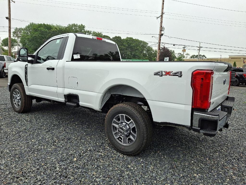 new 2025 Ford F-350 car, priced at $58,705