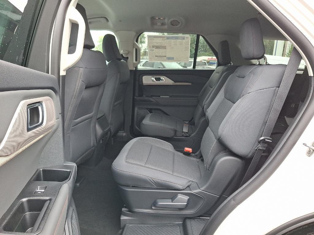 new 2025 Ford Explorer car, priced at $44,700