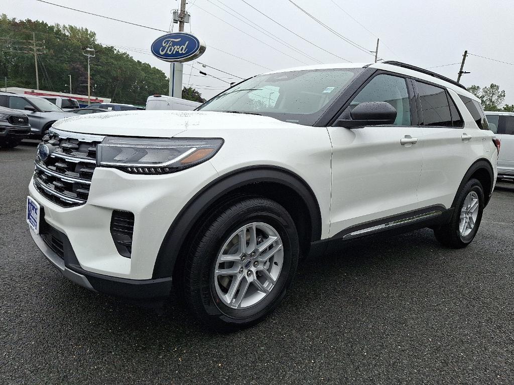 new 2025 Ford Explorer car, priced at $44,700