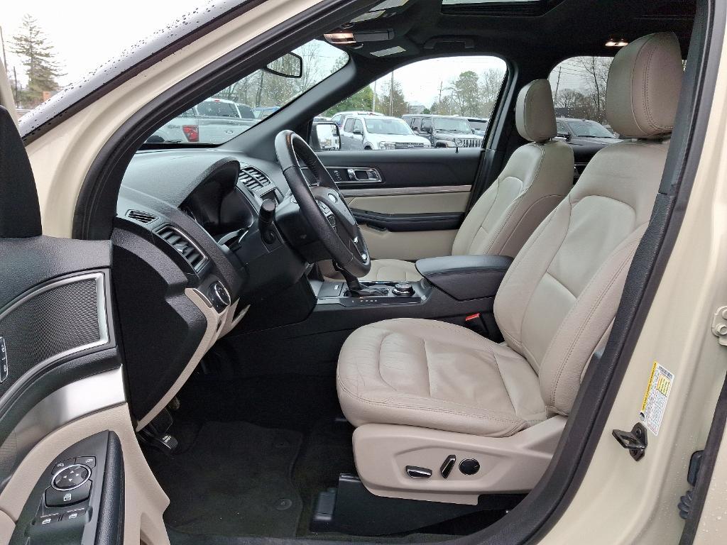 used 2018 Ford Explorer car