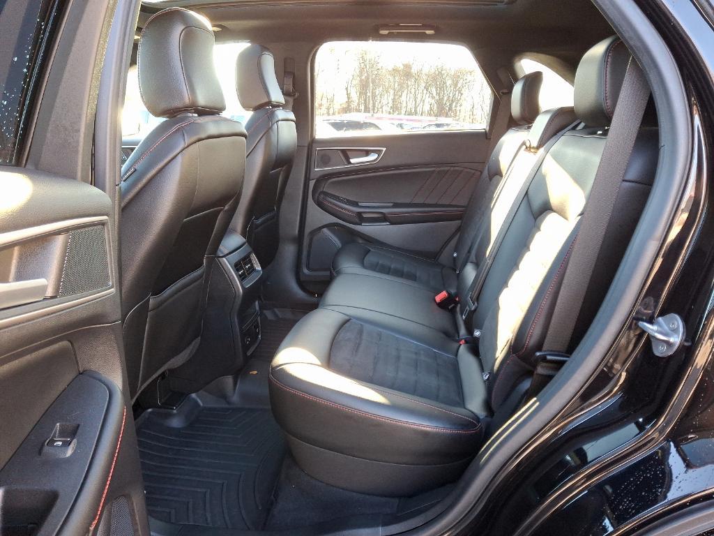 used 2021 Ford Edge car, priced at $29,995