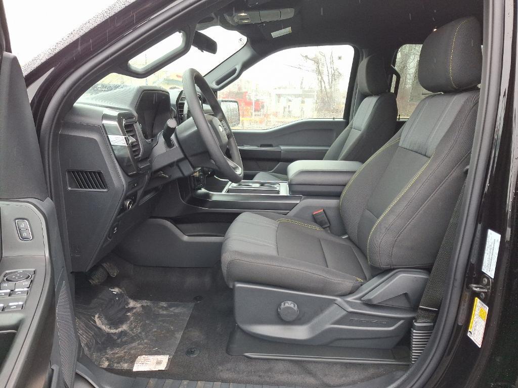 new 2025 Ford F-150 car, priced at $51,935