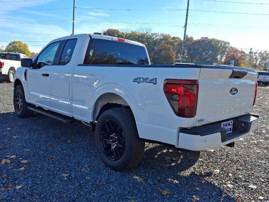 new 2024 Ford F-150 car, priced at $52,390