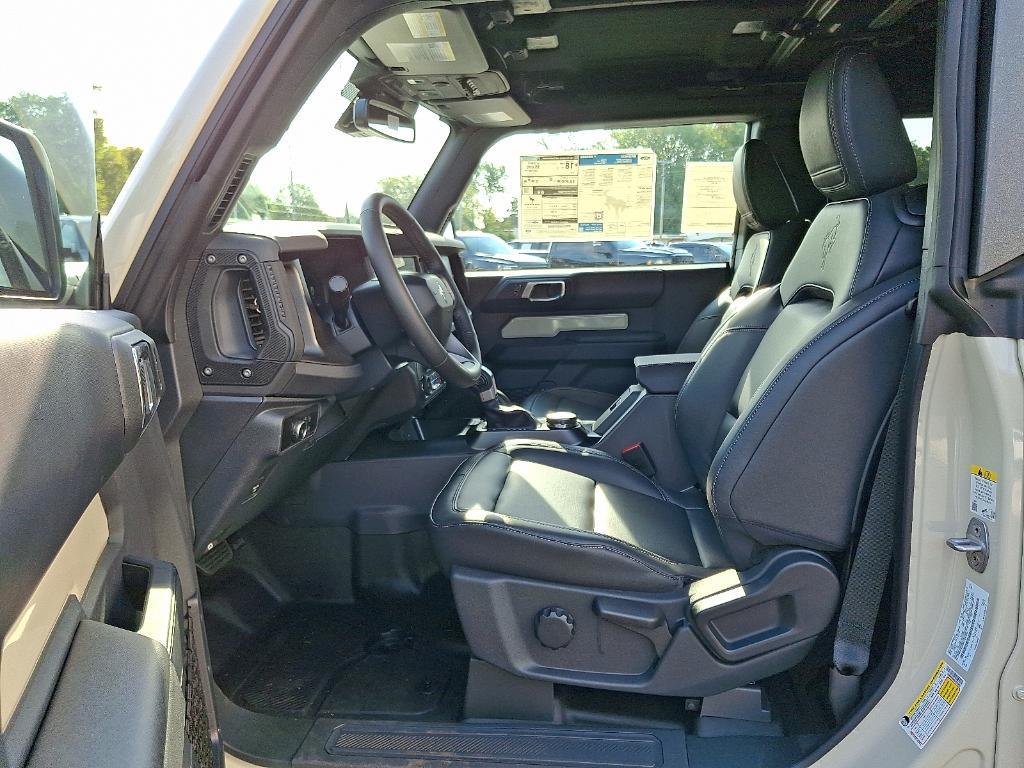 new 2025 Ford Bronco car, priced at $59,570