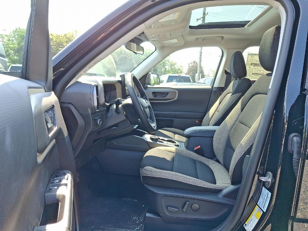 new 2025 Ford Bronco Sport car, priced at $35,905