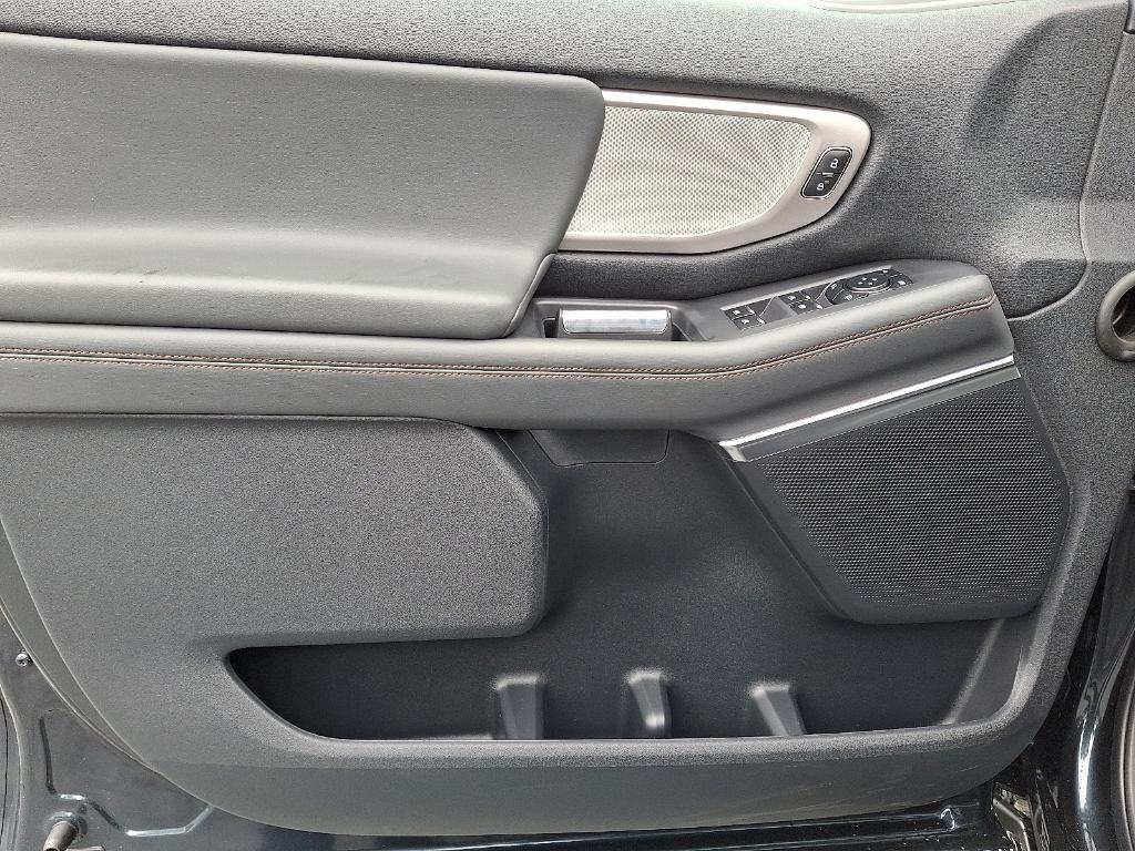new 2025 Ford Expedition Max car, priced at $76,270