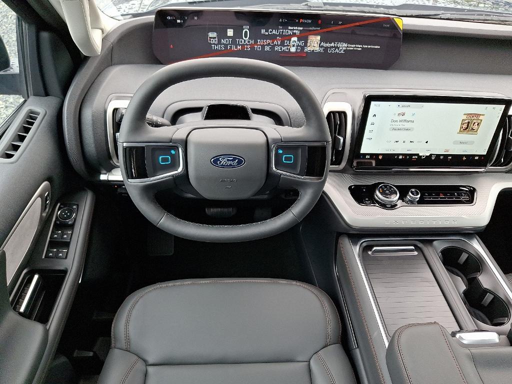 new 2025 Ford Expedition Max car, priced at $76,270