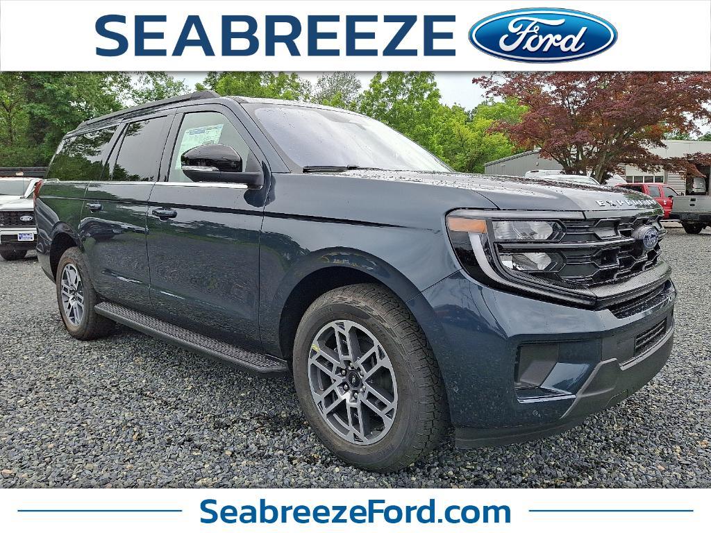 new 2025 Ford Expedition Max car, priced at $76,270