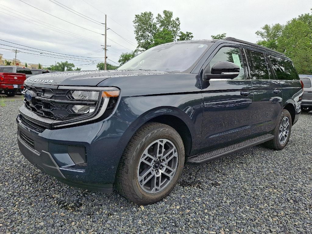new 2025 Ford Expedition Max car, priced at $76,270