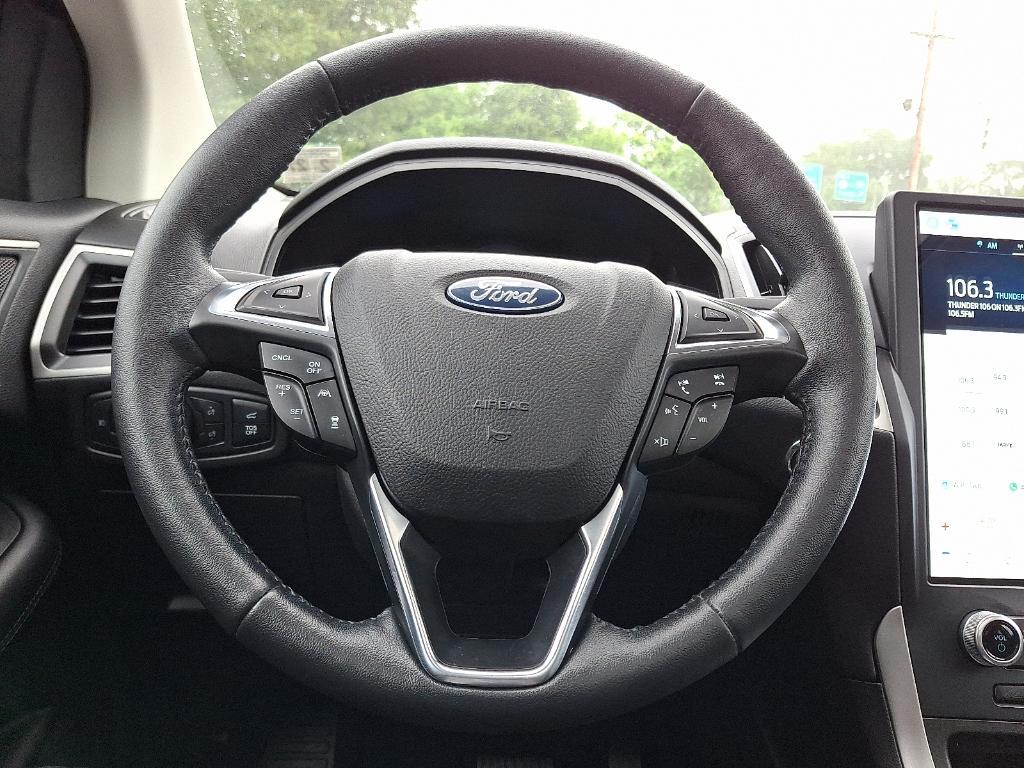 used 2022 Ford Edge car, priced at $29,995