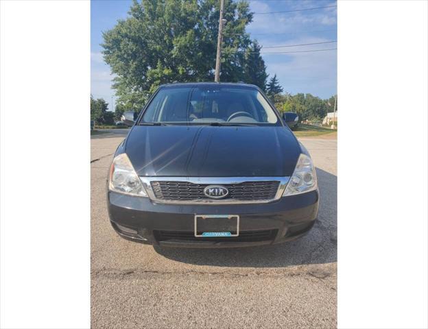 used 2012 Kia Sedona car, priced at $5,900