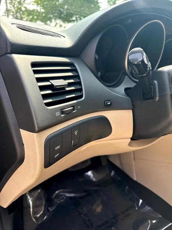used 2010 Kia Optima car, priced at $5,500