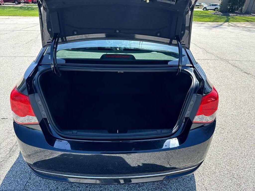 used 2015 Chevrolet Cruze car, priced at $5,500