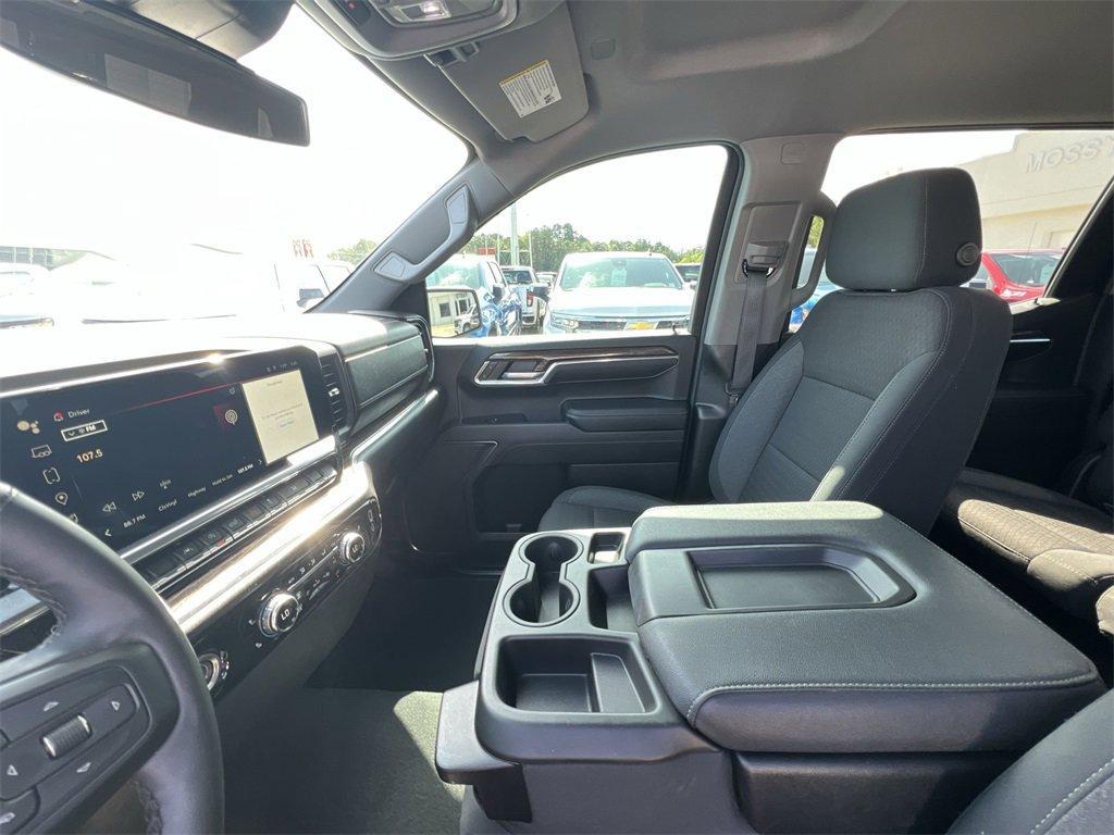 used 2024 GMC Sierra 1500 car, priced at $40,466