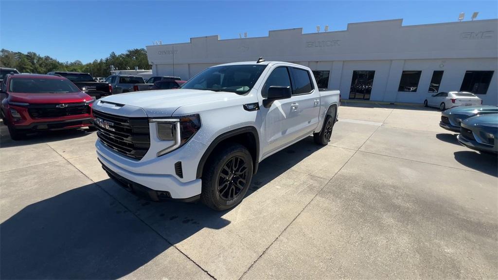 new 2025 GMC Sierra 1500 car, priced at $49,745