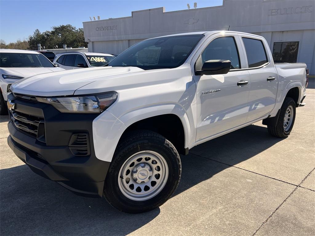 new 2024 Chevrolet Colorado car