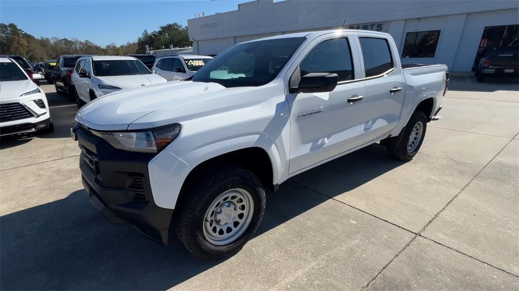 new 2024 Chevrolet Colorado car