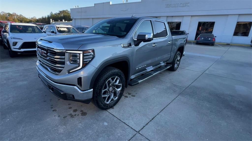 new 2025 GMC Sierra 1500 car, priced at $57,295