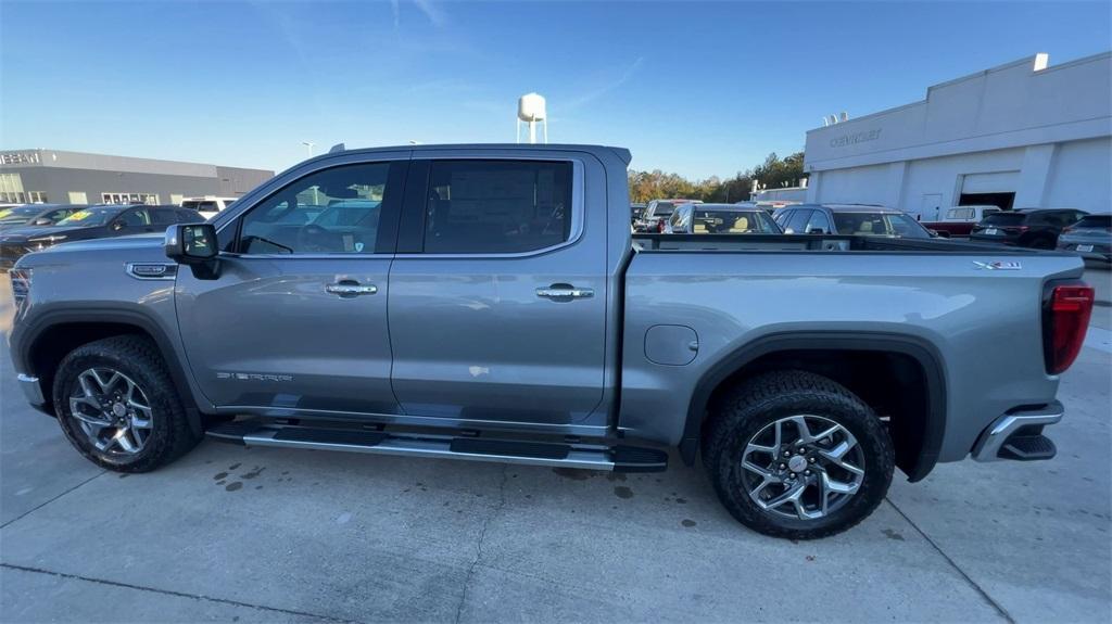 new 2025 GMC Sierra 1500 car, priced at $57,295