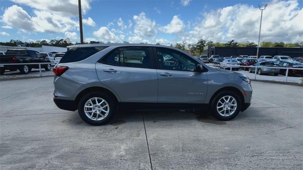 new 2024 Chevrolet Equinox car, priced at $24,995