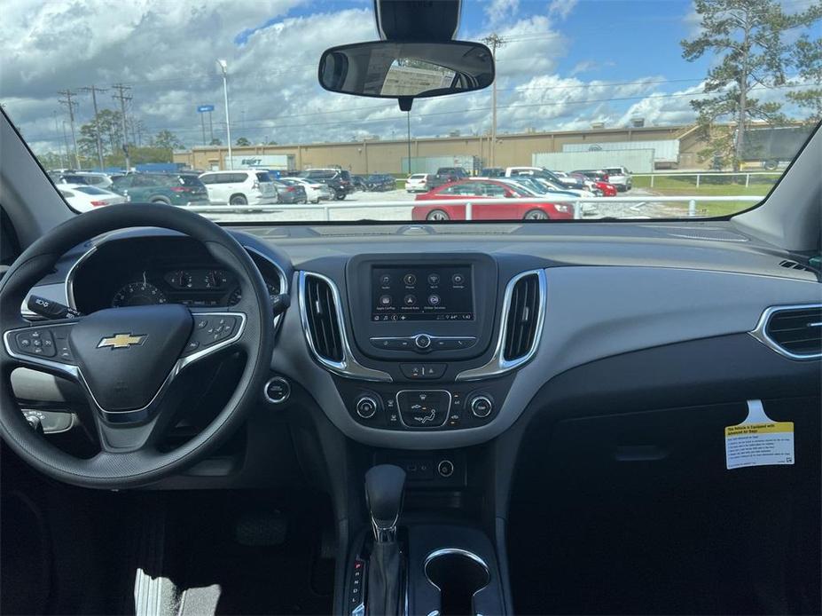 new 2024 Chevrolet Equinox car, priced at $26,495