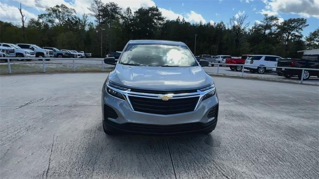 new 2024 Chevrolet Equinox car, priced at $24,995