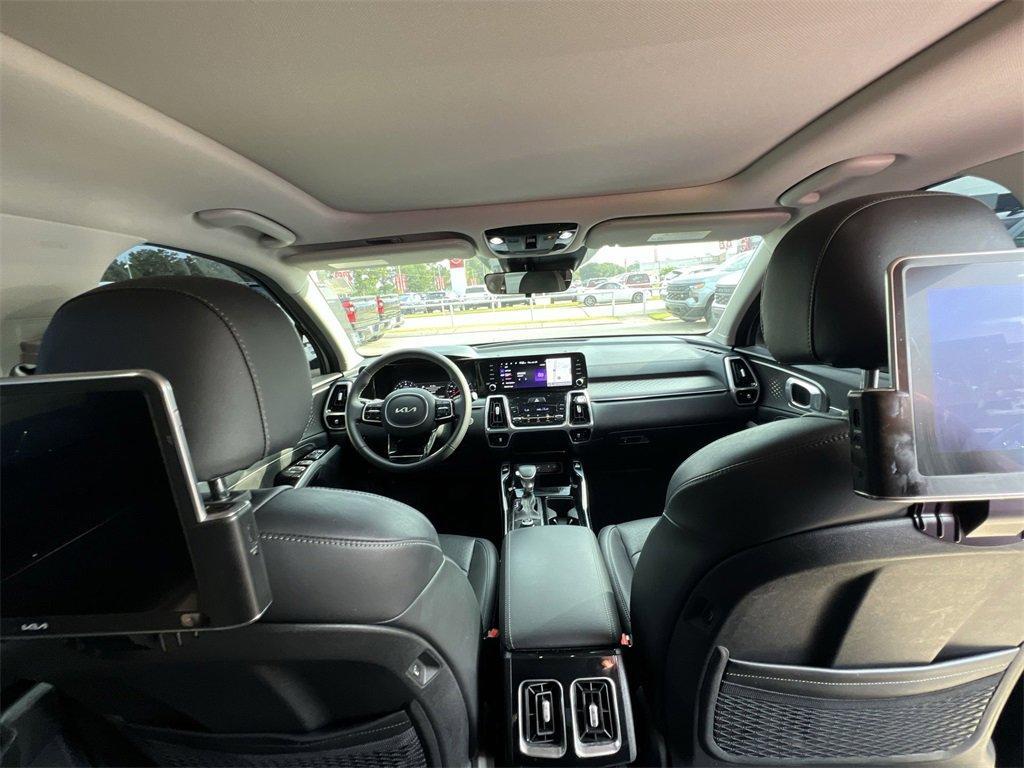 used 2022 Kia Sorento car, priced at $27,357