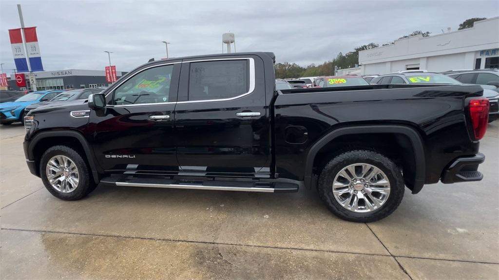 new 2025 GMC Sierra 1500 car, priced at $67,630