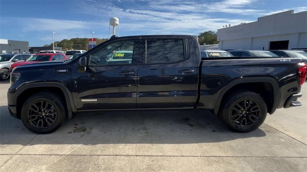 new 2025 GMC Sierra 1500 car, priced at $55,635